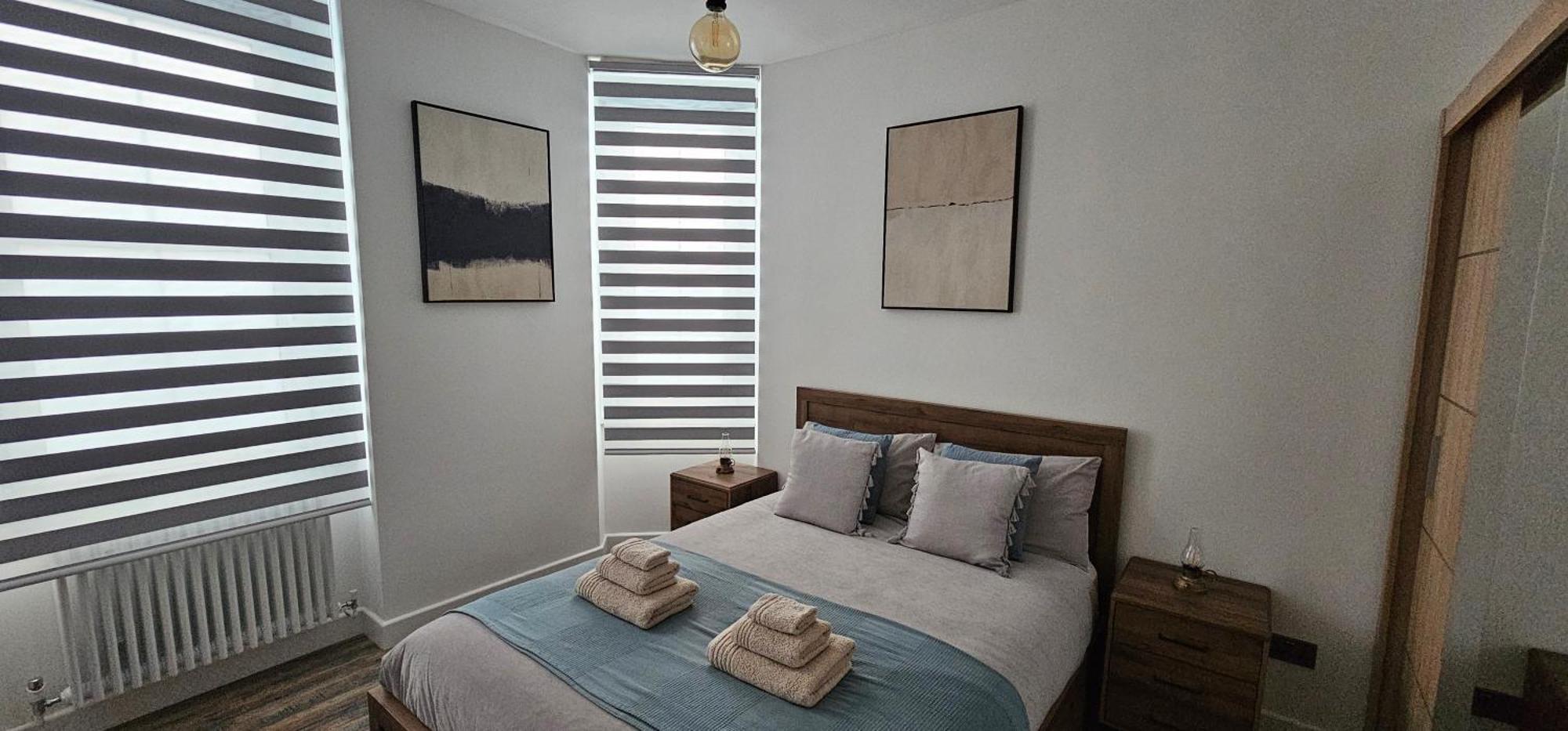 לונדון Tower Bridge Spacious King Bedroom With Extra Large Windows מראה חיצוני תמונה