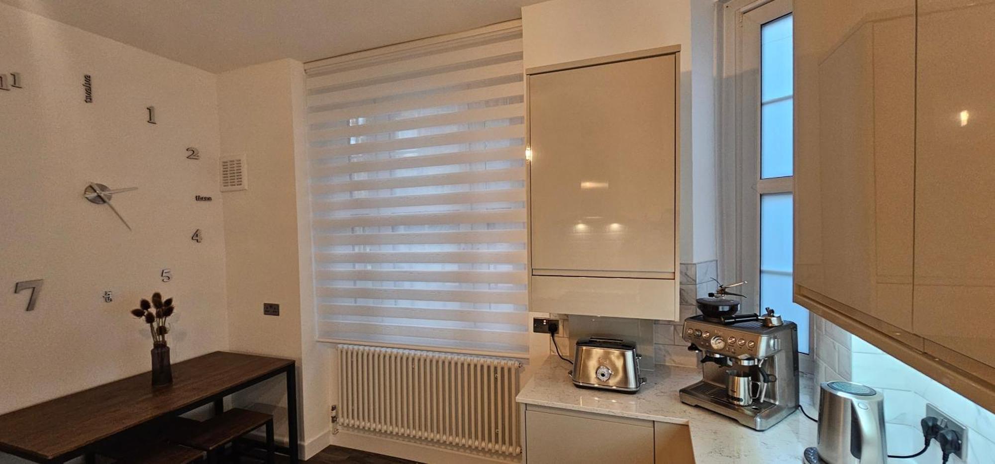 לונדון Tower Bridge Spacious King Bedroom With Extra Large Windows מראה חיצוני תמונה
